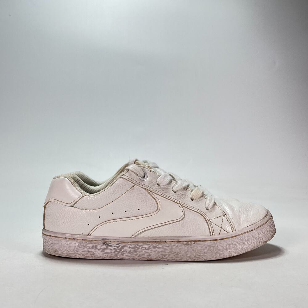 The Children's Place Uniform White Faux Leather Low Top Sneakers Youth Size 3